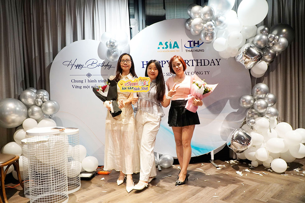 Happy Birthday Asia & Thái Hưng