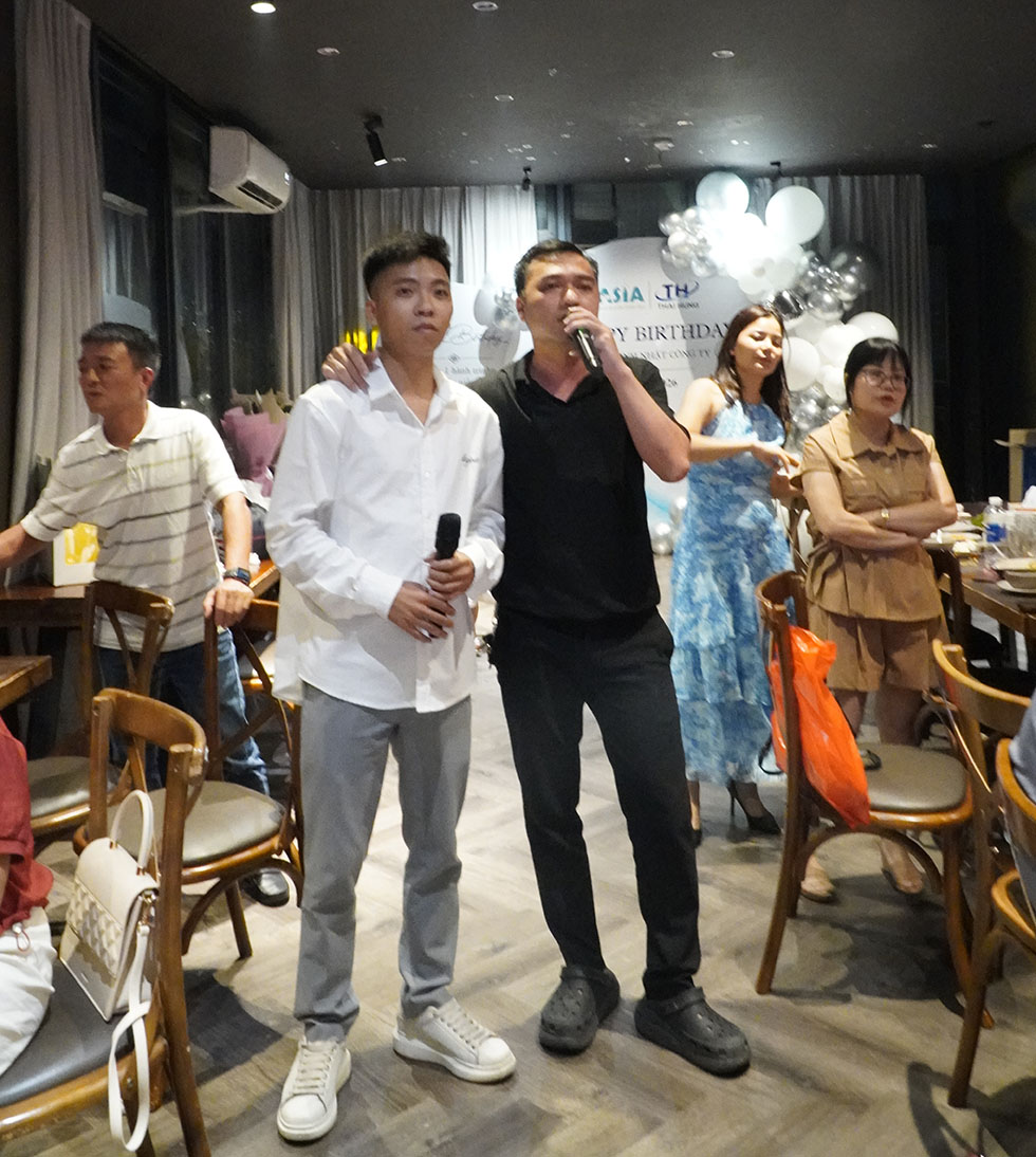 Karaoke: Khi những “ca sĩ giấu mặt” bắt đầu xuất hiện